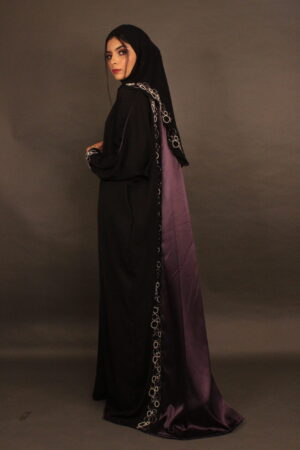 Halo Abaya