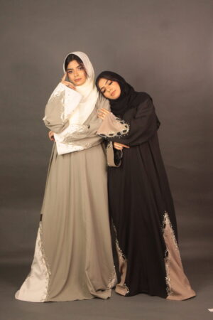Fawn Triangle Abaya